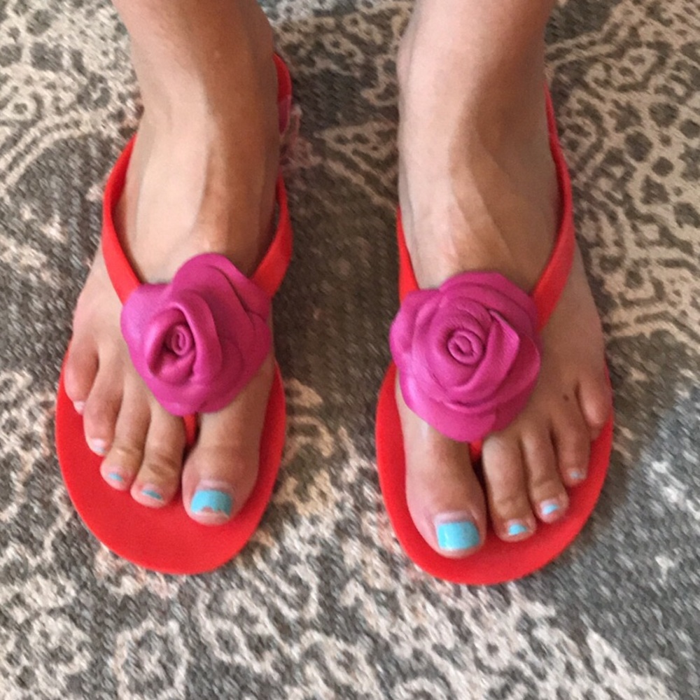 Kate Spade Flip Flops - Size 7